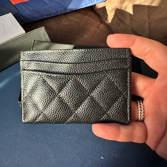 Chanel Classic Card Holder - Picture 4 of 8